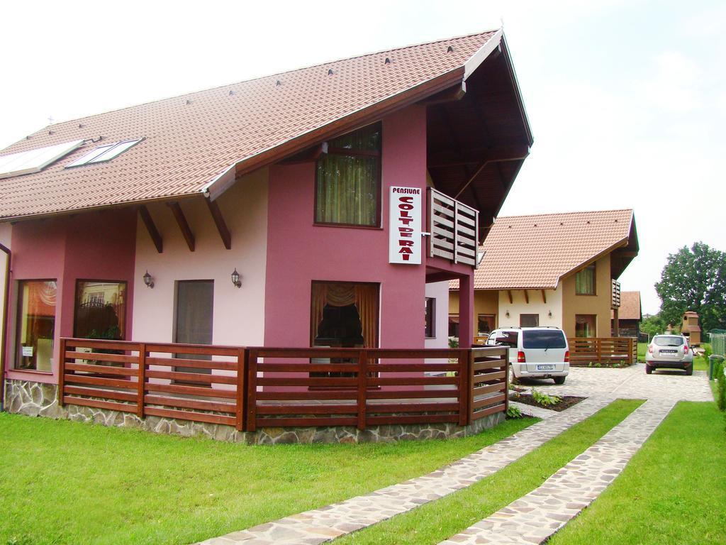 Hotel Colt De Rai Covasna Zewnętrze zdjęcie