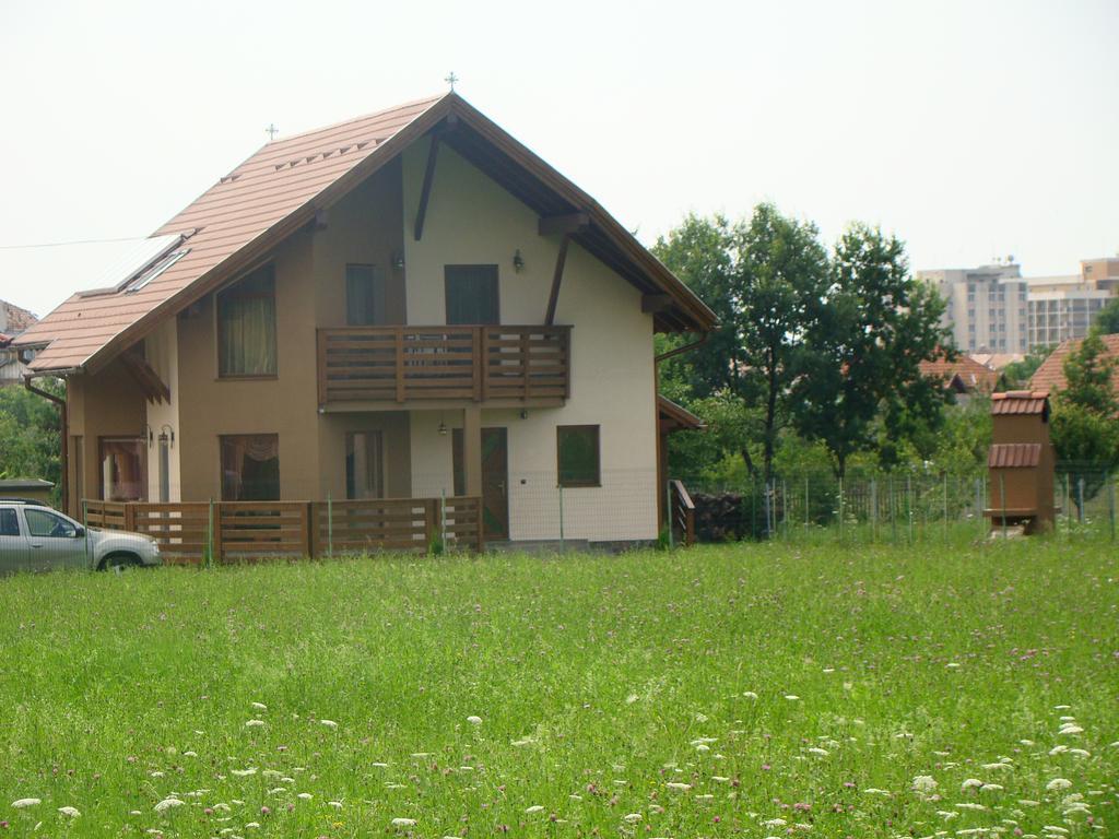 Hotel Colt De Rai Covasna Zewnętrze zdjęcie